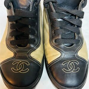 Authentic Chanel
Vintage Interlocking CC Logo Sneakers.